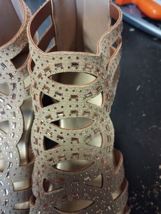Sandali beige oro, nuovi
