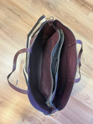 Bolso bandolera color burdeos