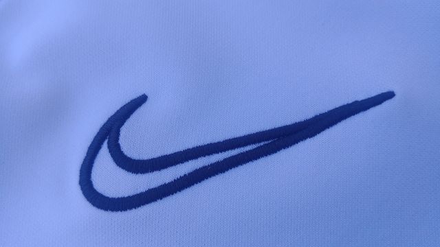 Conjunto Nike, L (147-158cm) Precio no negociable