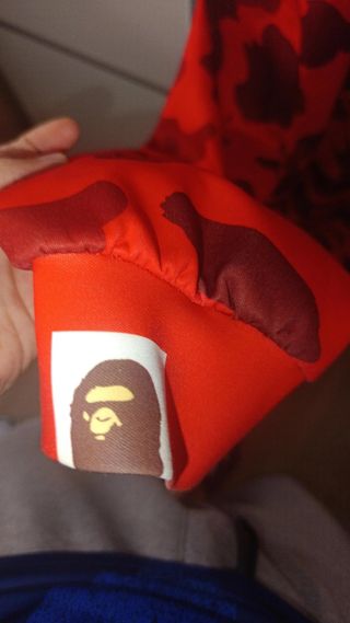 Chaqueta Bape roja