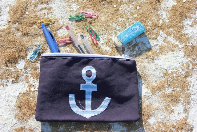 Estuche. Múltiples usos.