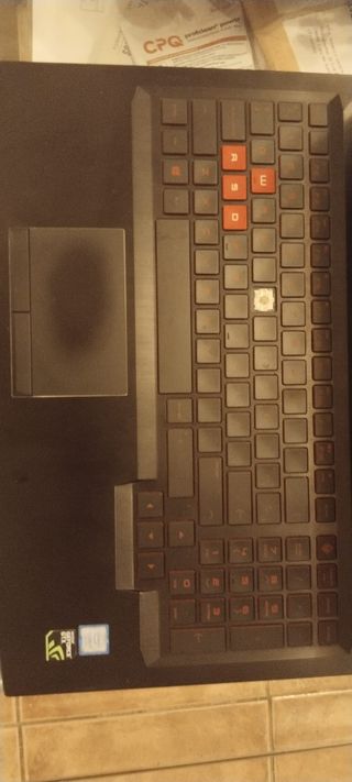 HP Omen 15 i7-7700HQ 12GB RAM 1200GB