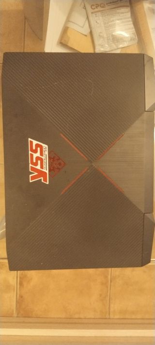 HP Omen 15 i7-7700HQ 12GB RAM 1200GB