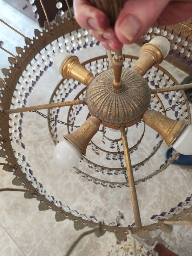 Lampara techo antigua dorada con cristales