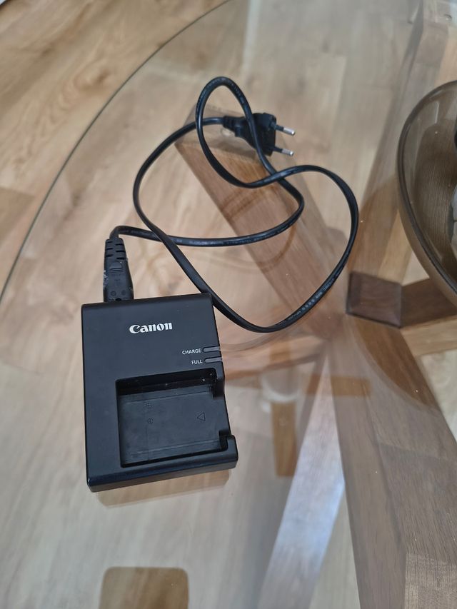 Cámara Canon EOS 1000D