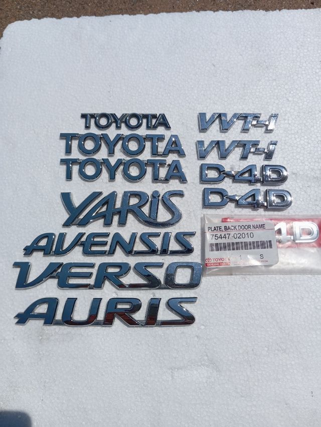 Emblemas Toyota