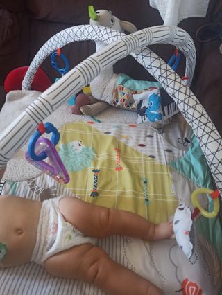 Gimnasio bebé infantil