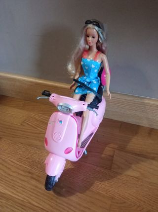Moto Barbie rosa