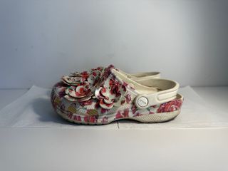 Crocs florales talla 37