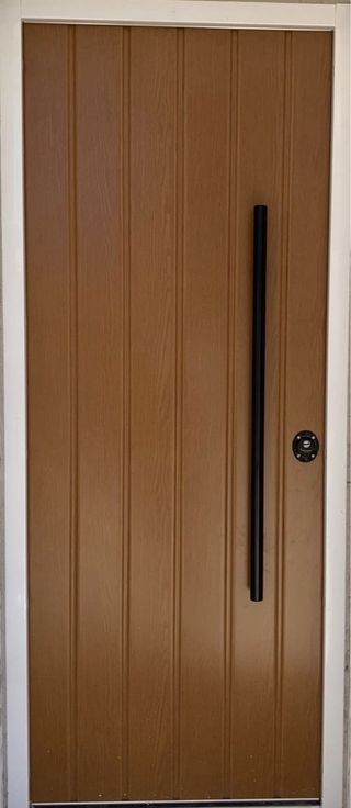 Puerta acorazada