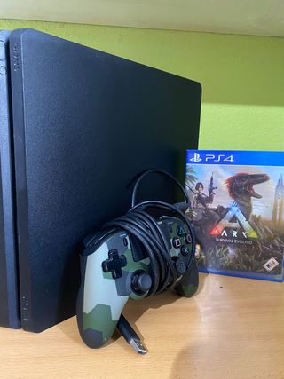 PS4 Slim 500GB + mando + 1 juego
