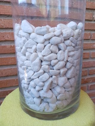 Jarrón cristal piedras blanco