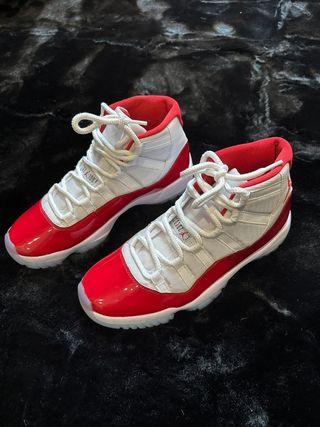 Zapatillas Jordan 11 Retro Cherry 42