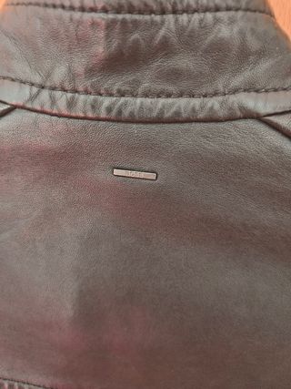 Chaqueta cuero Hugo Boss negra mujer 36