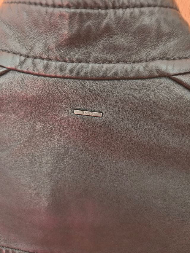 Chaqueta cuero Hugo Boss negra mujer 36
