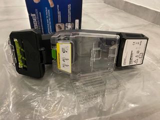 Aspirador/limpiador de tapicerías portatil