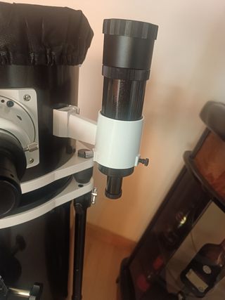 Buscador Skywatcher 9x50