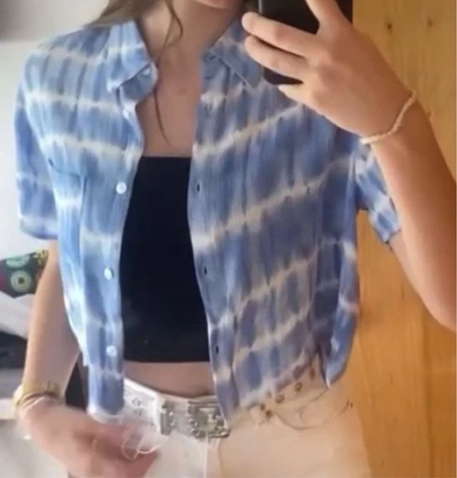 Camisa vaquera azul tie-dye