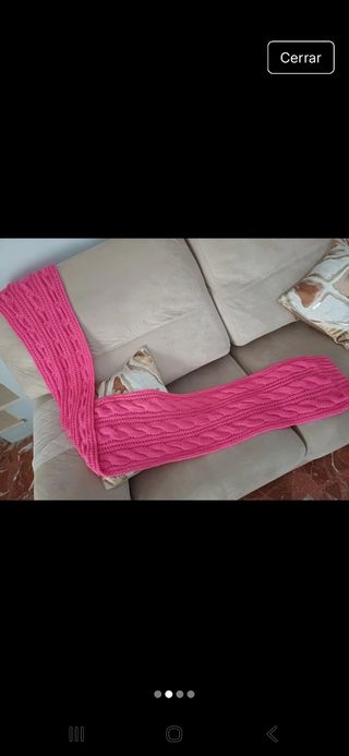 Bufanda tejida rosa