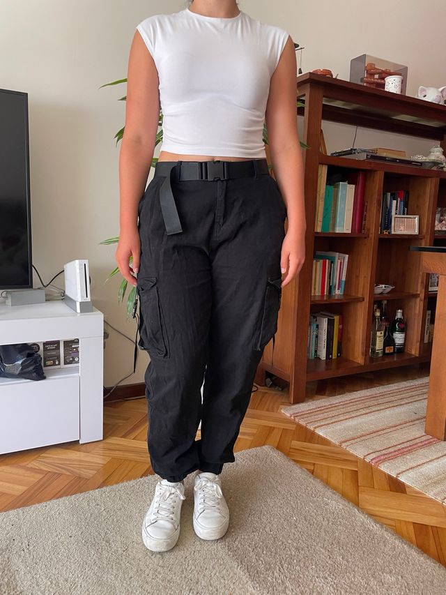 Pantalones cargo negros