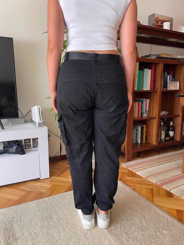 Pantalones cargo negros