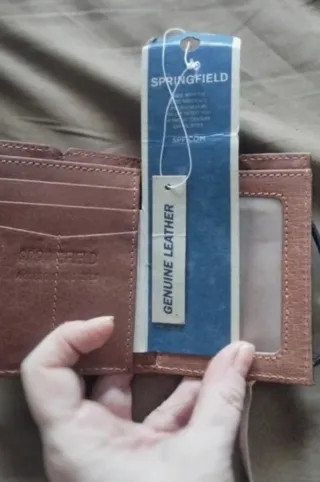 Billeteras Springfield Piel Negra y Roja/Marrón