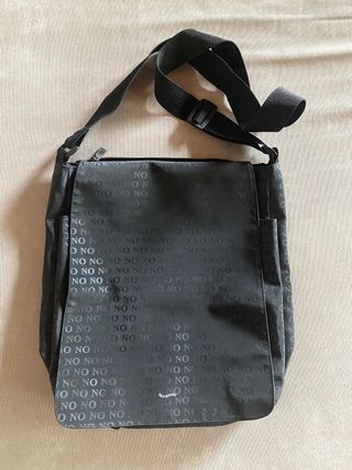 Borsa a tracolla NAJ OLEARI nera