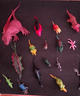 25 Dinosauri Giocattolo