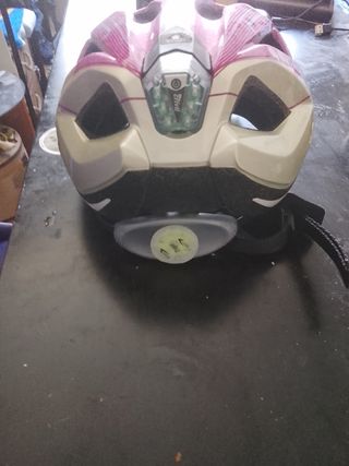 Casco bici con luz LED