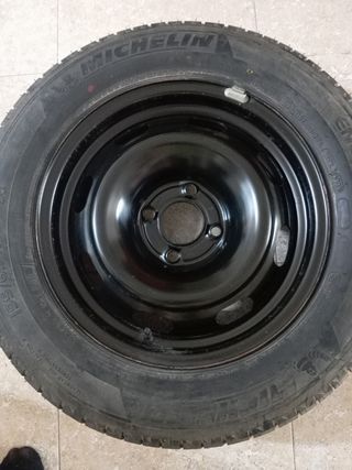 Rueda 195/65 R15 Michelin