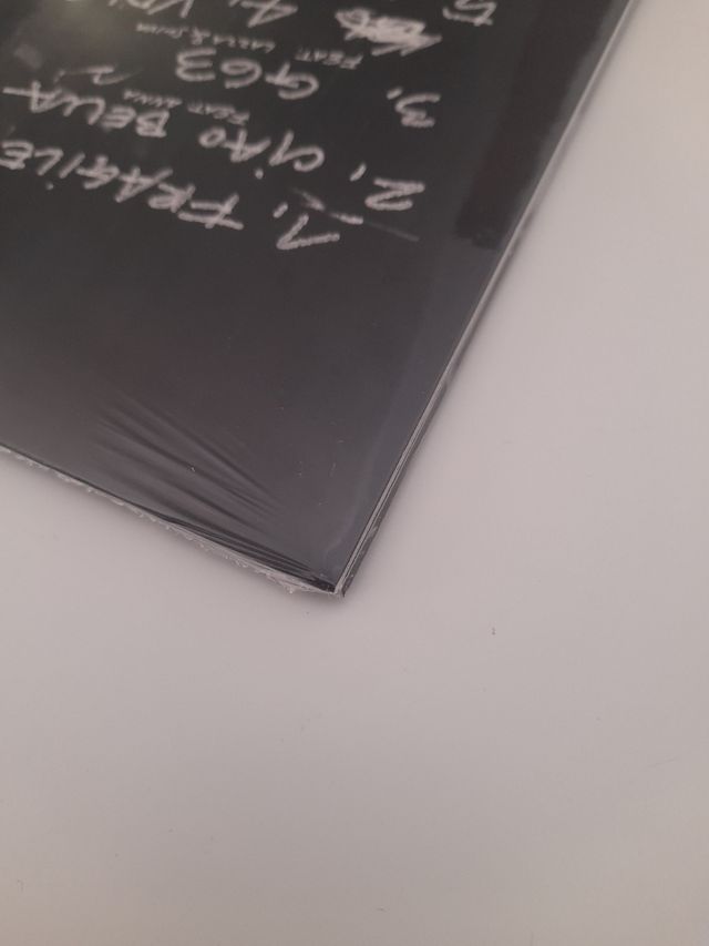 Vinile X2VR Sfera Ebbasta