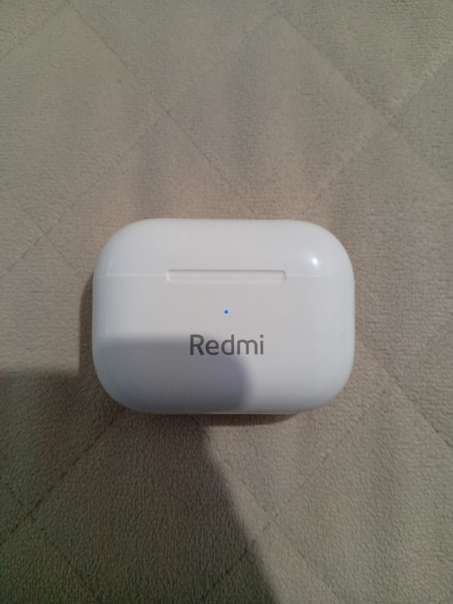 Xiaomi Redmi Buds auricolari bianchi