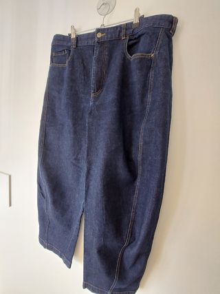 Pantalones vaqueros capri Adolfo Domínguez