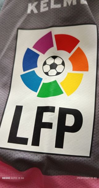 Camiseta Rayo Vallecano Kelme  Del jugador Cissé