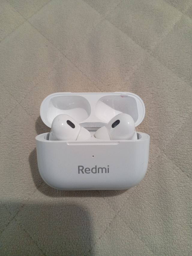 Xiaomi Redmi Buds 3 auricolari bianchi