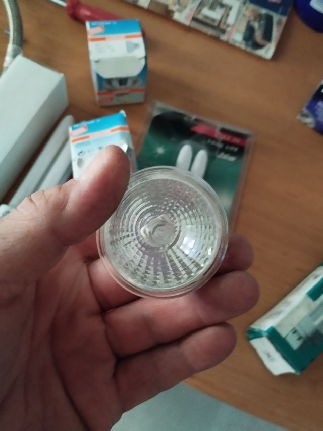 Bombillas bajo consumo 10W-13W