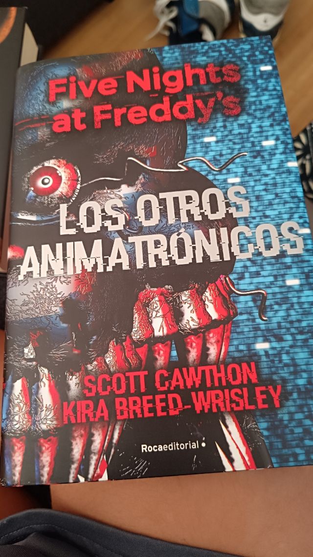 Five Nights at Freddy's. Los Otros Animatrónicos