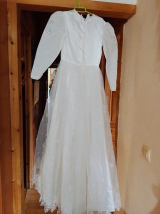 Vestido 1ª Comunión blanco muy bello  de niña