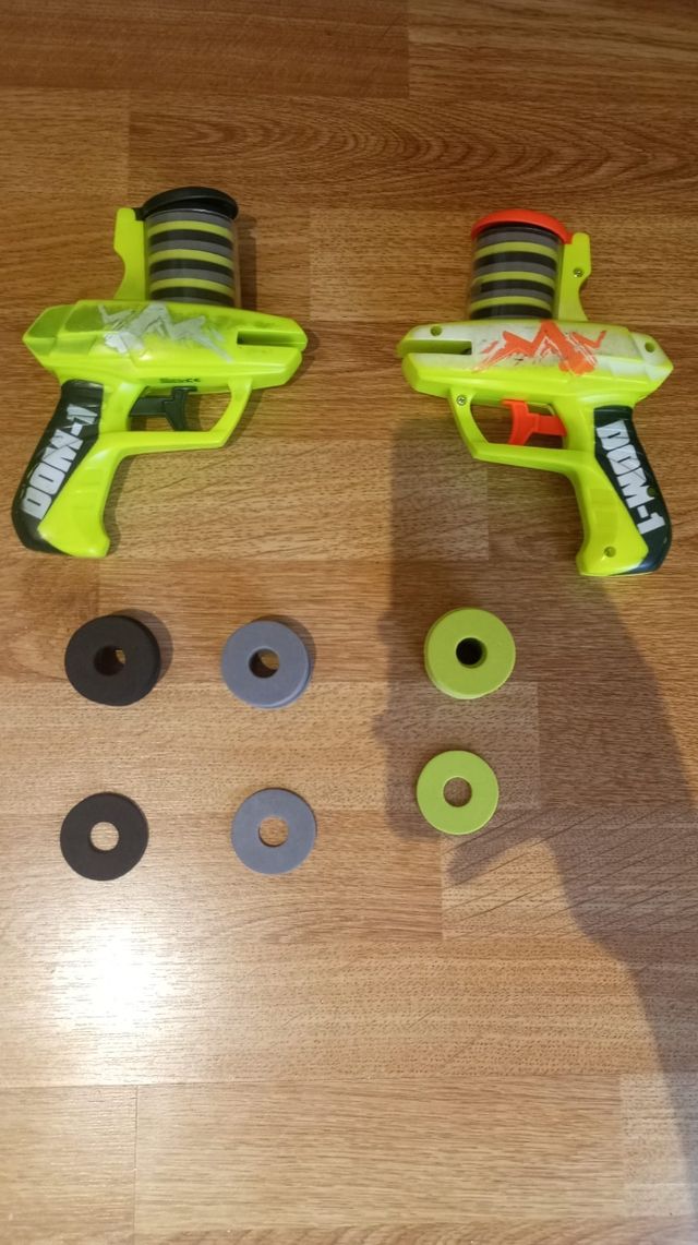 2 Pistolas BOOM-1 + Discos