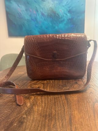 Bolso bandolera cocodrilo marrón Loewe vintage