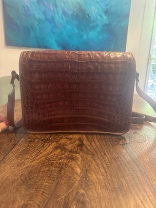 Bolso bandolera cocodrilo marrón Loewe vintage