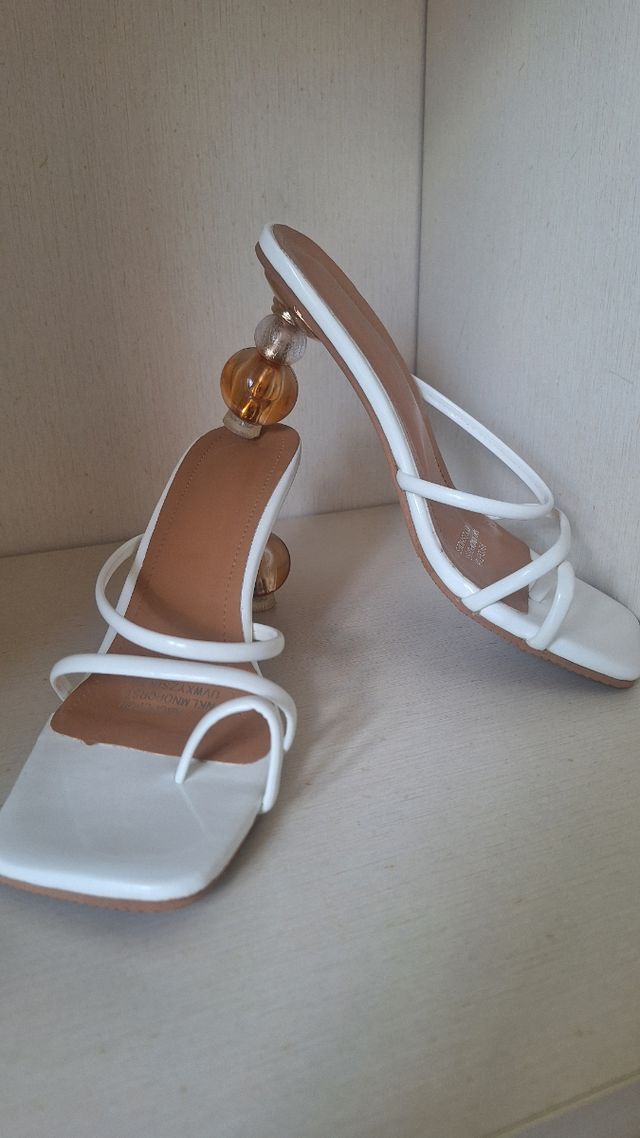 Sandali gioiello bianchi, tacco 35