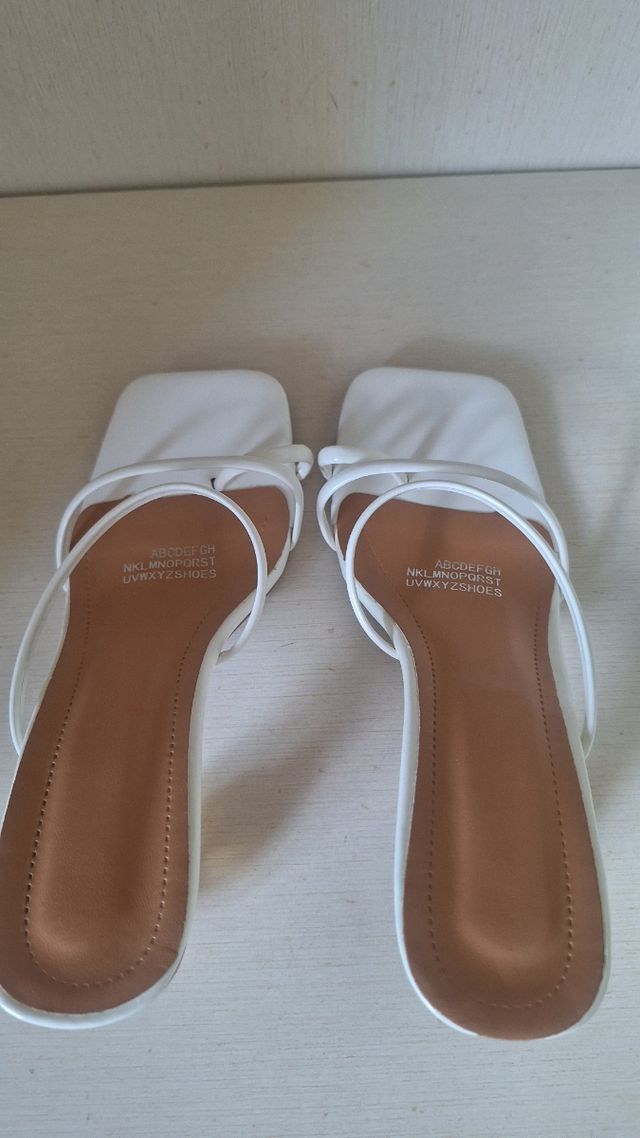 Sandali gioiello bianchi, tacco 35