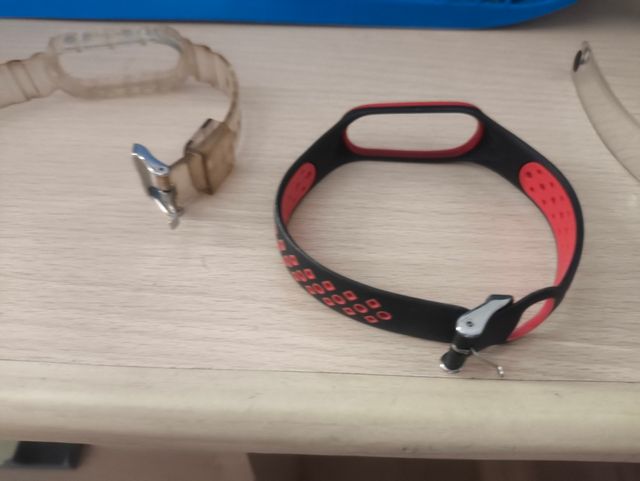 4 Pulseras Xiaomi Mi Band 4 -