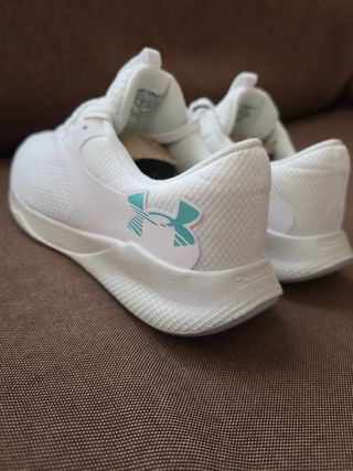 UNDER ARMOUR CHARGED AURORA 2 ORIGINAL, Blancas