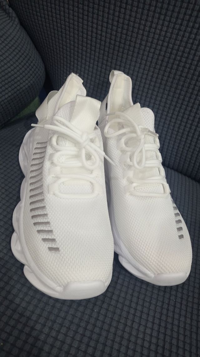 Zapatillas deportivas blancas