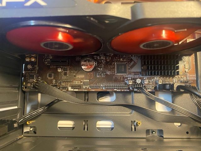 PC Gamer Ryzen 5 /RX 580/16GB RAM/1TB SSD