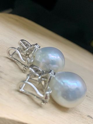 Pendientes perlas australianas con oro y brillante