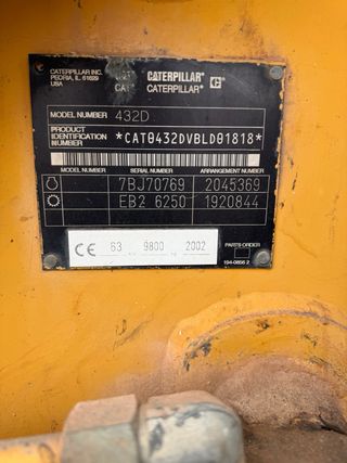 Retroexcavadora Caterpillar 432D
