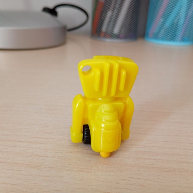 Juguete Robot Kinder Joy